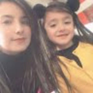 Meet your Posher, Annie gabriela